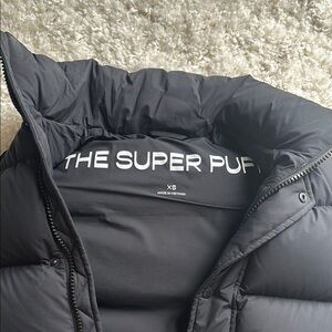 Aritzia The Super Puff Black Vest